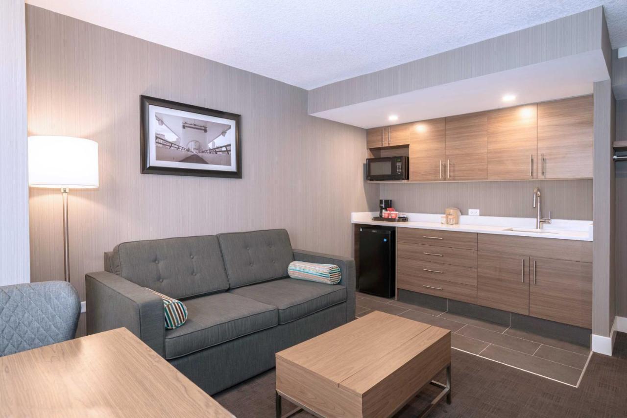 Sandman Signature Calgary Downtown Hotel Екстериор снимка