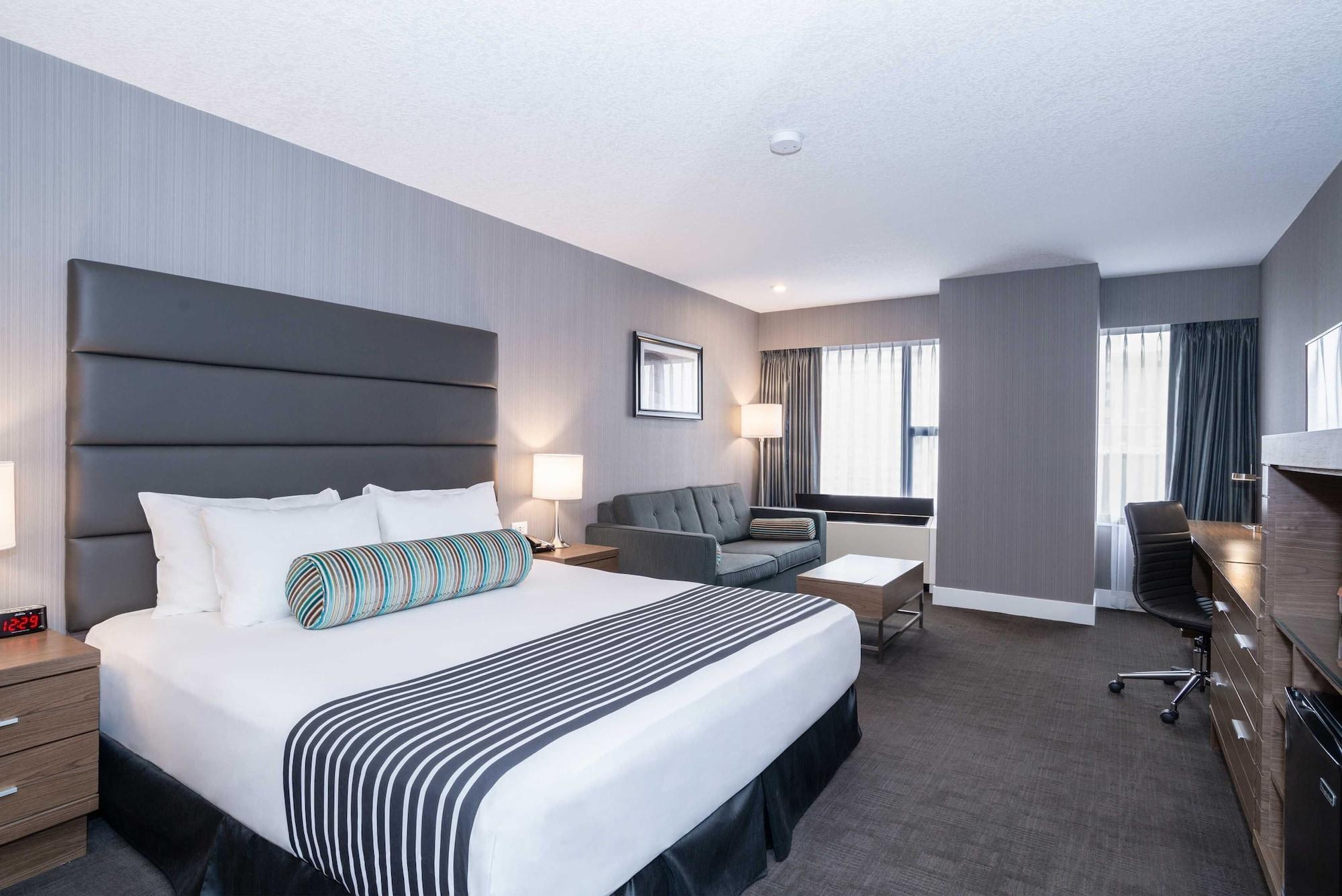 Sandman Signature Calgary Downtown Hotel Екстериор снимка