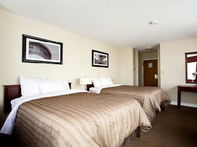 Sandman Signature Calgary Downtown Hotel Екстериор снимка