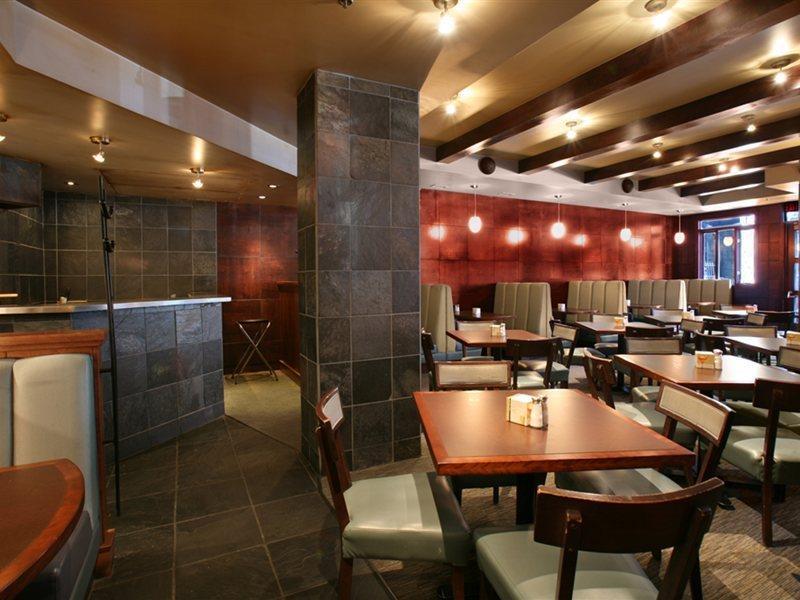 Sandman Signature Calgary Downtown Hotel Екстериор снимка